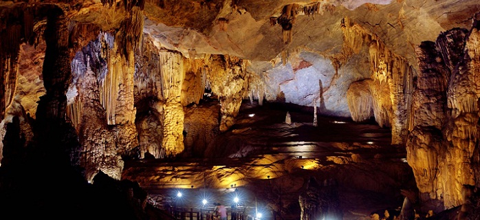 Grotte Thien Duong à Phong Nha Quang Binh