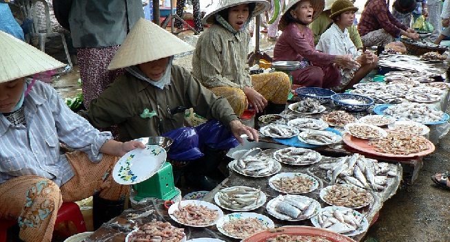 Marché aux poissons de Giao Hai à Nam Dinh