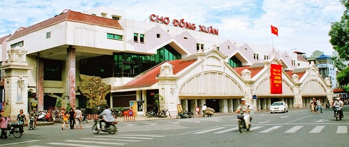 Le marché de Dong Xuan à Hanoi