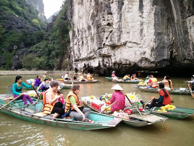 Voyage Tam Coc et son marché flottant 