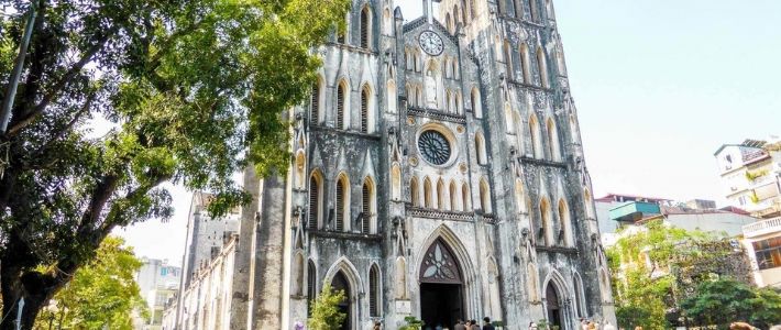 la cathédrale Saint Joseph à Hanoi